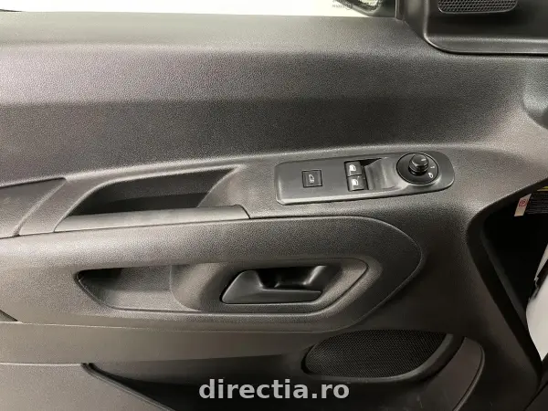 Poza anunț 16