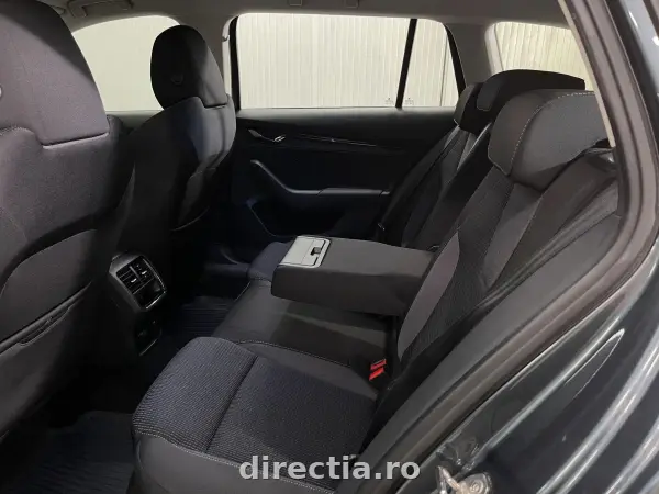 Poza anunț 11