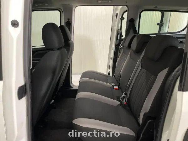 Poza anunț 12