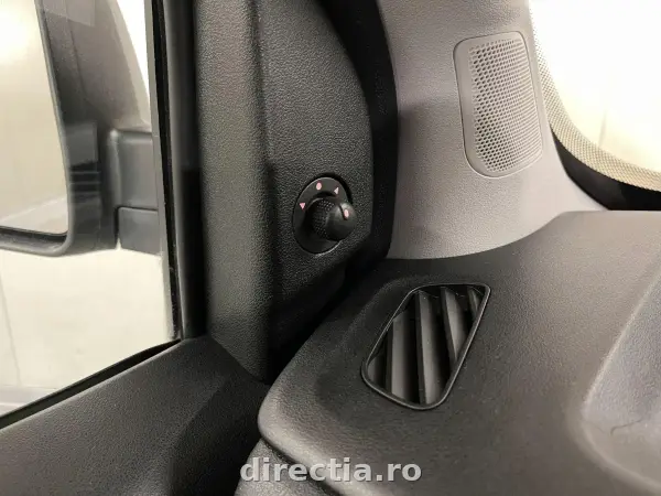 Poza anunț 17
