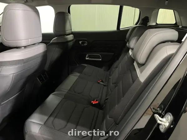 Poza anunț 11