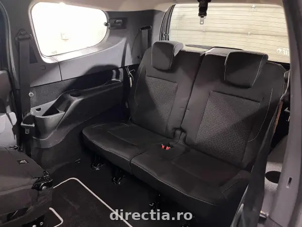 Poza anunț 12