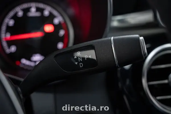 Poza anunț 25