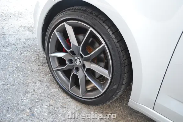 Poza anunț 35