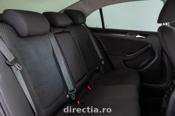 Poza anunț 24