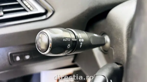 Poza anunț 18