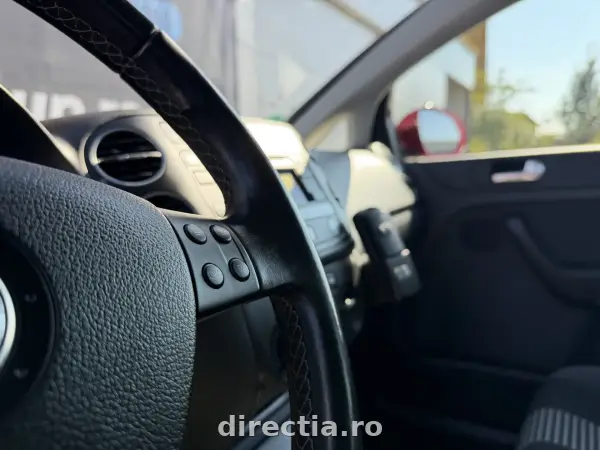 Poza anunț 18