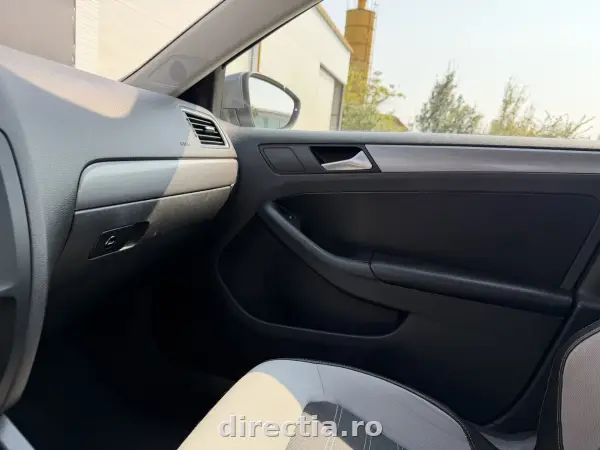 Poza anunț 18