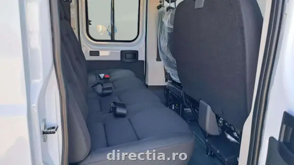 Poza anunț 11