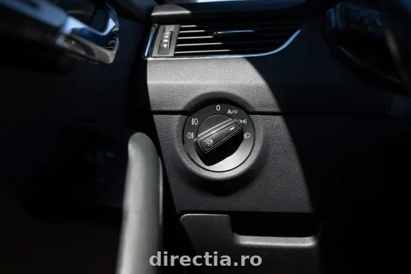 Poza anunț 12