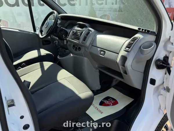 Poza anunț 12
