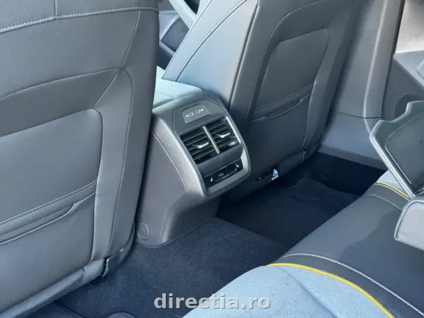 Poza anunț 19