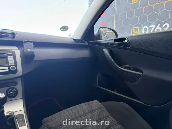 Poza anunț 12