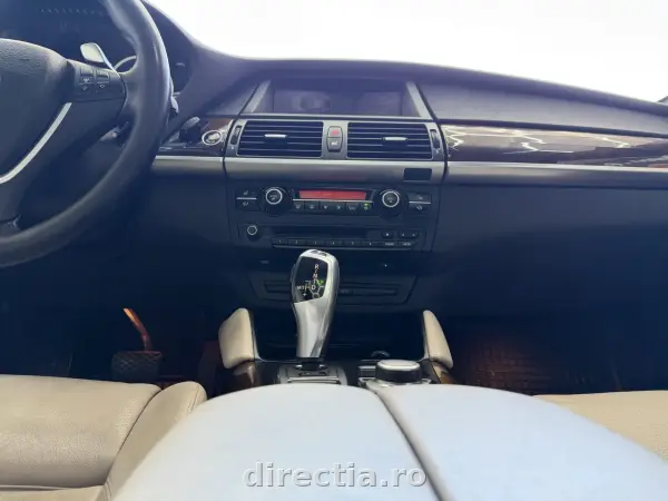 Poza anunț 12