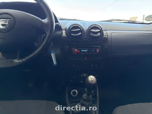 Poza anunț 12