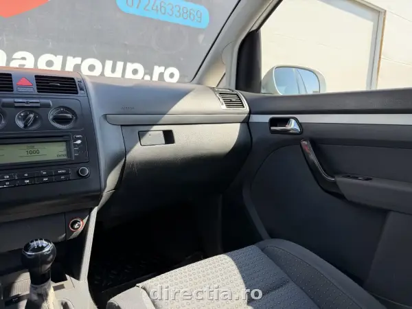 Poza anunț 12