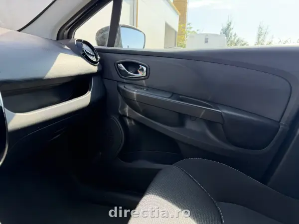 Poza anunț 17