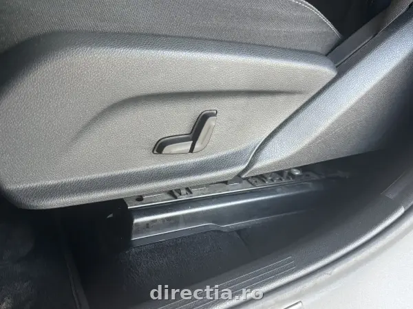 Poza anunț 32
