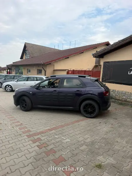 Poza anunț 12