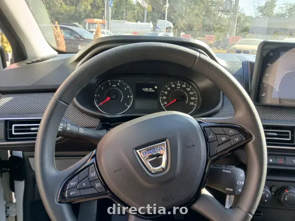 Poza anunț 14