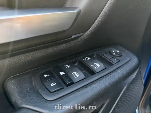 Poza anunț 12