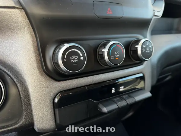 Poza anunț 24