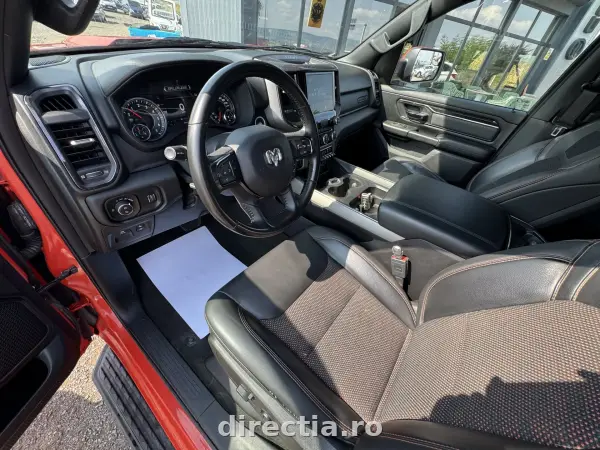 Poza anunț 12