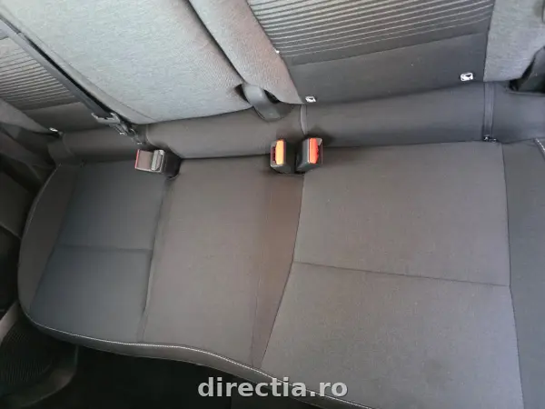 Poza anunț 19