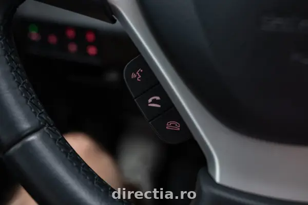 Poza anunț 25