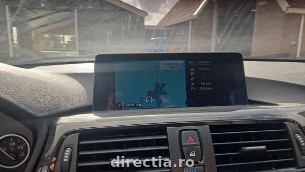 Poza anunț 12