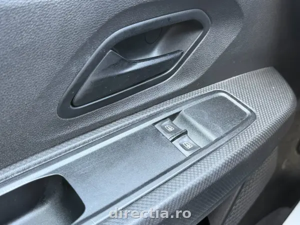 Poza anunț 13