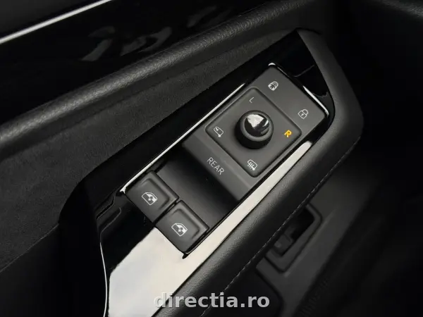 Poza anunț 13