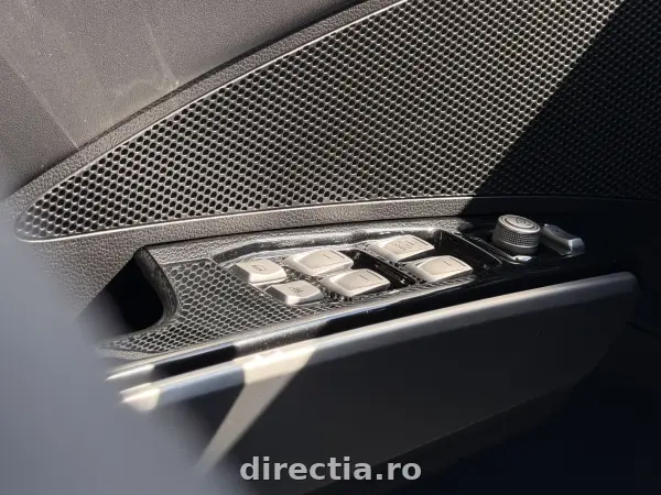 Poza anunț 37