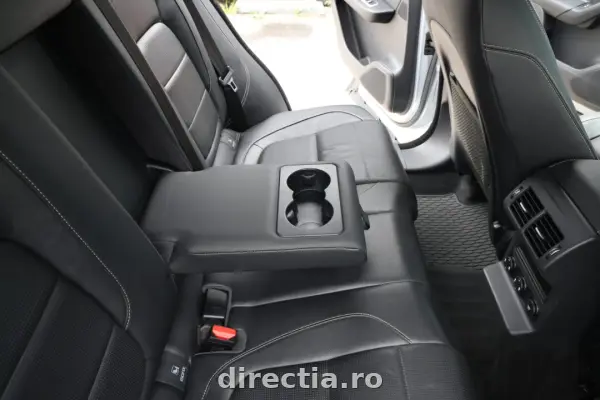 Poza anunț 26