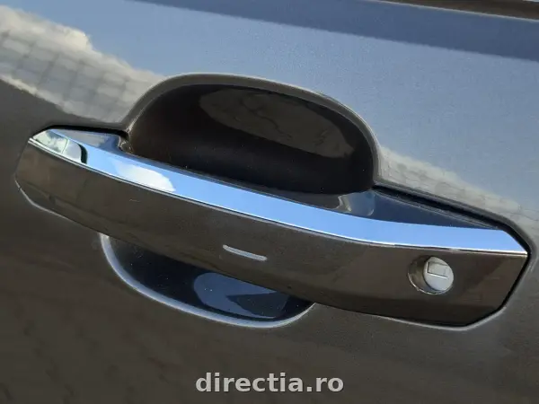 Poza anunț 24