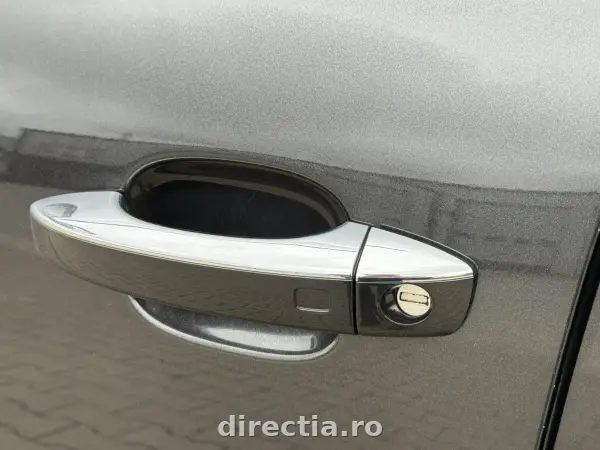 Poza anunț 12