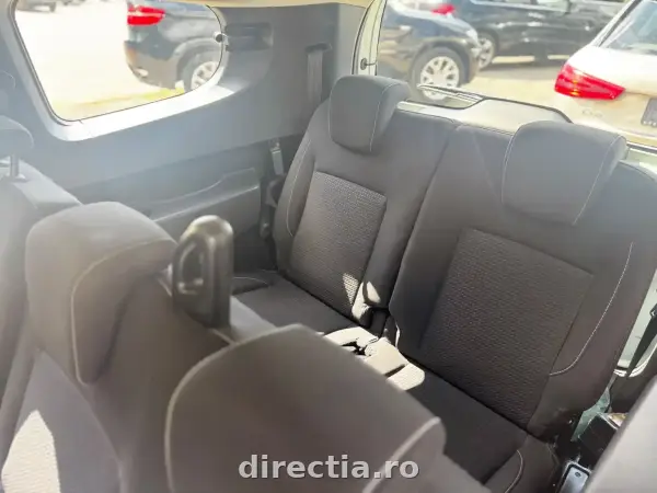 Poza anunț 13