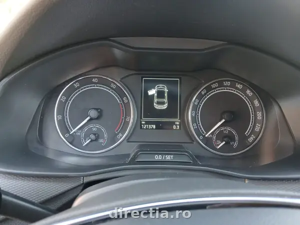 Poza anunț 11