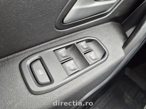 Poza anunț 23