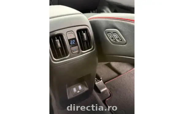 Poza anunț 32