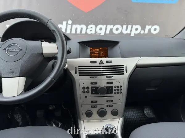 Poza anunț 12