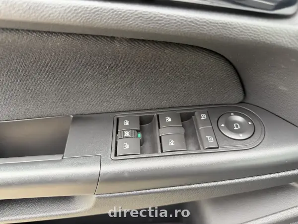 Poza anunț 14