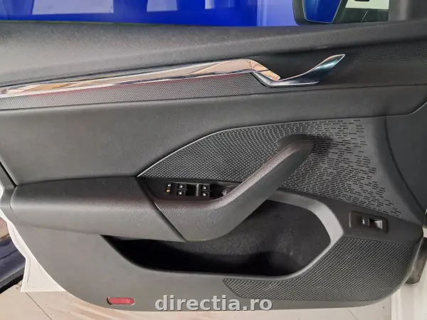 Poza anunț 10