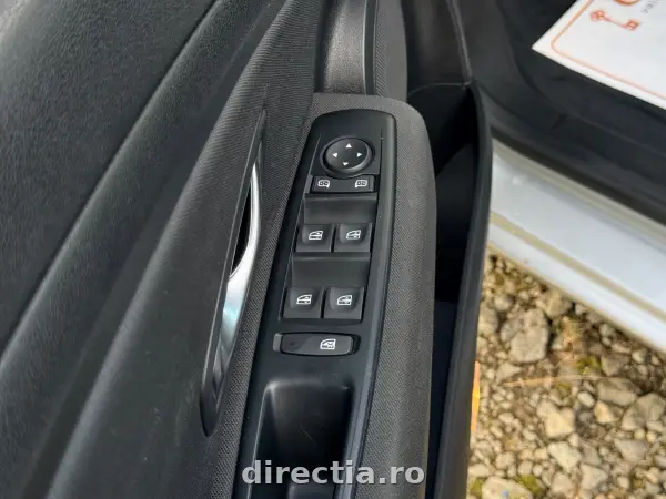 Poza anunț 19