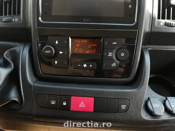 Poza anunț 11
