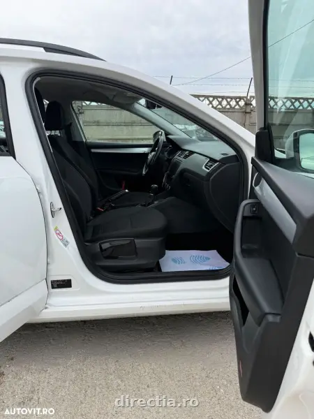 Poza anunț 35