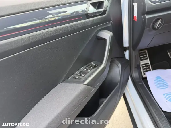 Poza anunț 32