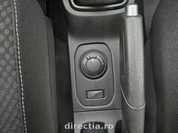 Poza anunț 12