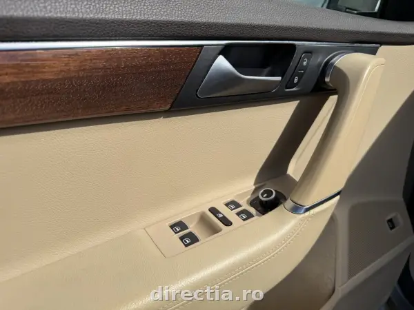 Poza anunț 14