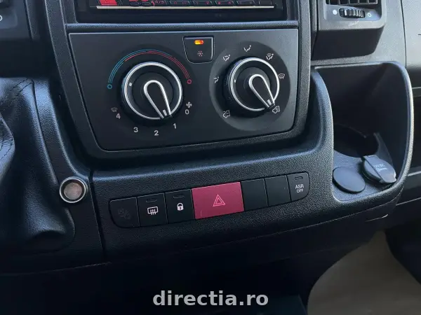 Poza anunț 12